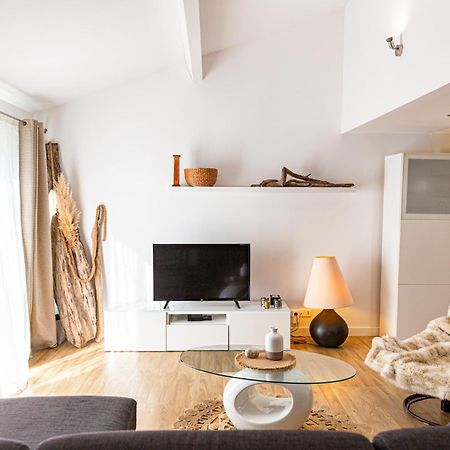 La Nuit Etoilee Aparthotel Saint-Martin-de-Crau Εξωτερικό φωτογραφία